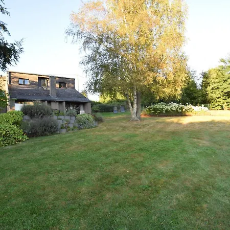 Villa Cozy In With Private Garden