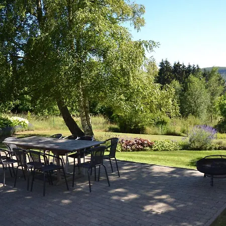 Cozy In With Private Garden Villa