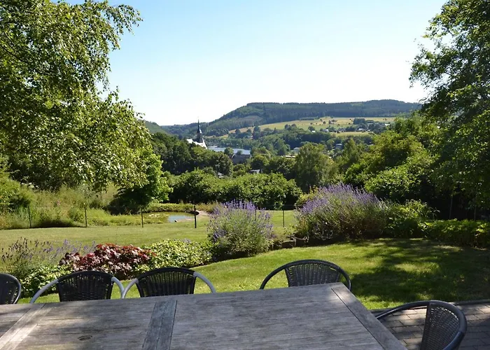 Cozy In With Private Garden *